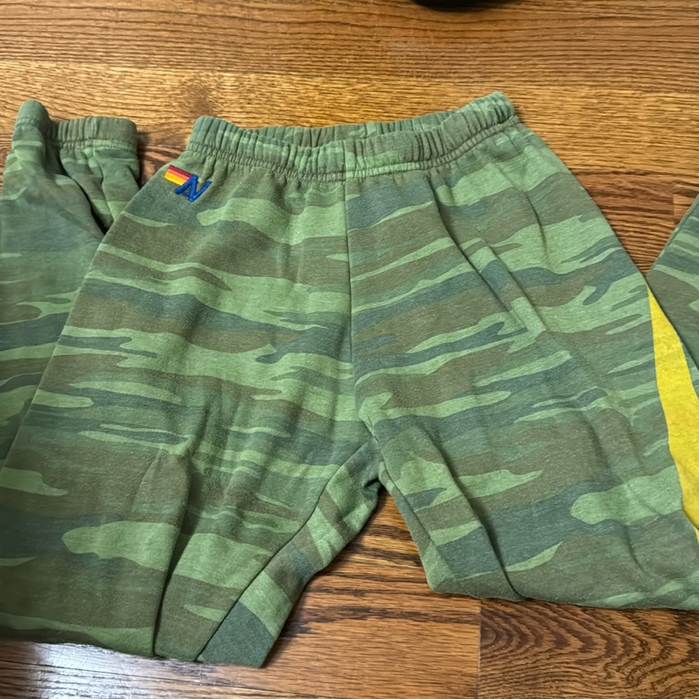 sweatpants